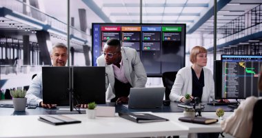 Çevik İş Ekibi Kanban Görev Kurulunu Kullanıyor