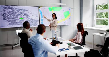 Çevrimiçi GPS Harita ve Konum Araması. İş Grubu Toplantısı