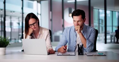 Fidye Yazılımı Siber Saldırısı Kişisel Dosyaları Gösteriyor Şifrelenmiş Ekran