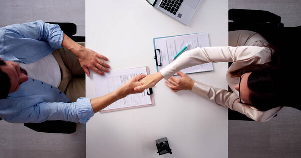 Набор рабочих мест для бизнеса. Набор персонала. Соглашение об интервью