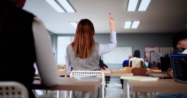 Öğrenci Sorusu ve Öğrenme Dersinde Yanıt