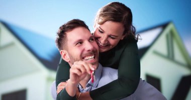 Mutlu Çift Ev Anahtarları. Gayrimenkul İpoteği