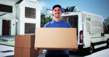 Kamyon Mover Kutuları ve Taşıma Evi 'ni boşaltıyor