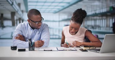 Avukat Eli Belge İnceleme ve Sözleşme Uzlaşması