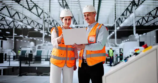 Teftiş Ekibi OSHA Yarı iletken Fabrika Denetleme Makineleri