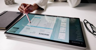 Ticari Hesap Yöneticisi için Elektronik Fatura Yazılımı ile Bill Yönetimi Devrimci Yap.