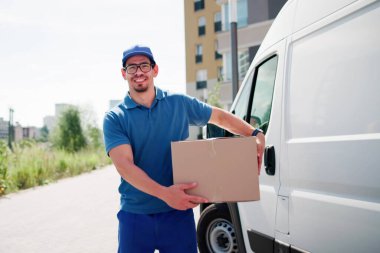 Profesyonel Toplama Yetenekleri Olan Güvenilir Latin Mover Malları Teslim Etme