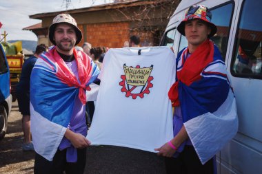 Ljig, Sırbistan - 12 Mart 2025: Cacak 'tan Belgrad' a öğrenci yürüyüşü. Ljig 'den Lazarevac' a üçüncü aşama..