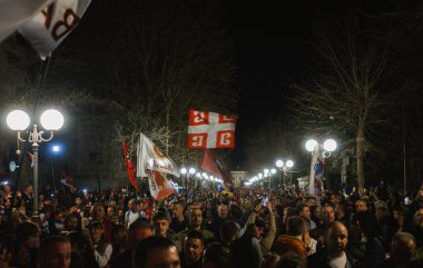 Ljig, Sırbistan - 12 Mart 2025: Cacak 'tan Belgrad' a öğrenci yürüyüşü. Ljig 'den Lazarevac' a üçüncü aşama..