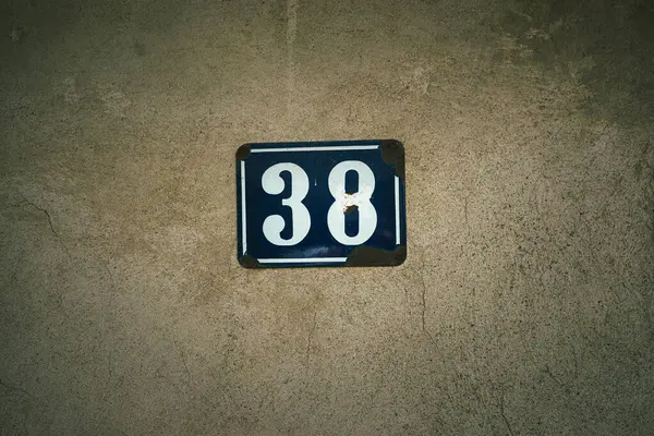 38 numaralı evin ayrıntıları..