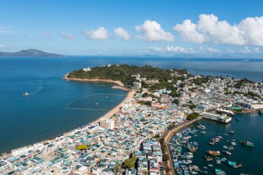 Hong Kong şehrindeki Cheung Chau adasının hava görüntüsü.