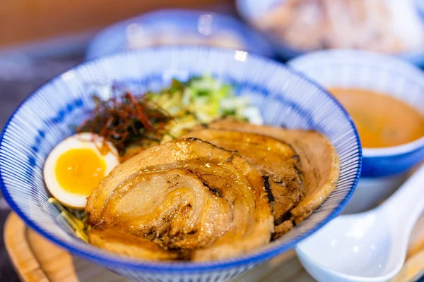 Tsukemen Japonês Ramen Bowl Com Porco Grelhado — Fotografia de Stock