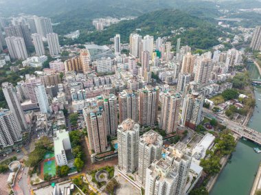 Taipo, Hong Kong - 06 Şubat 2022: Hong Kong yerleşim bölgesi manzarası