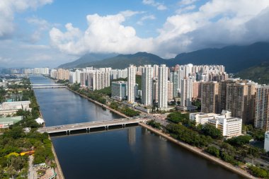 Sha Tin, Hong Kong - 23 Ağustos 2021: Hong Kong yerleşim bölgesi manzarası