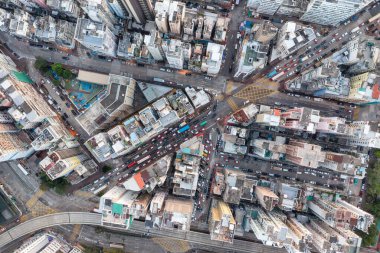 Mong Kok, Hong Kong - 09 Kasım 2021: Kowloon tarafındaki Hong Kong şehrinin havadan görüntüsü 