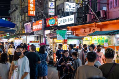 Yilan, Tayvan - 16 Eylül 2022: Tayvan 'ın Yilan kentindeki Luodong Gece Pazarı