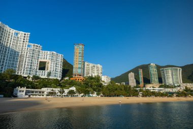 Hong Kong - 19 Kasım 2021: Hong Kong itici körfez plajı