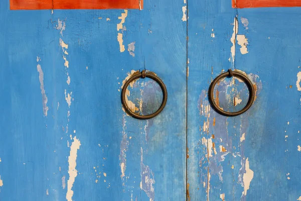 Chinese Wooden Door Entrance Knocker — Stock Photo, Image
