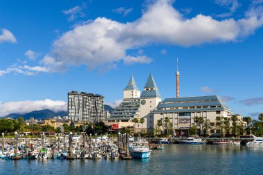 New Taipei, Tayvan - 14 Kasım 2022: Tamsui Balıkçı İskelesi