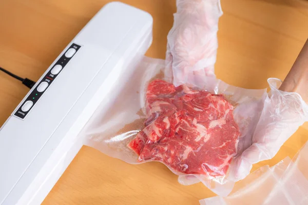 Raw Beef Meat Sealed Plastic Shrink Wrap Vacuum Sealer — Stock Photo, Image