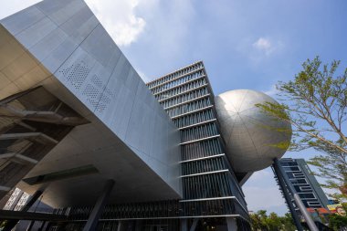 Taipei, Tayvan - 04 Ekim 2022: Tayvan Jiantan 'daki Taipei Sahne Sanatları Merkezi 