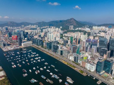 Kwun Tong, Hong Kong - 12 Aralık 2021: Hong Kong şehrinin en iyi manzarası