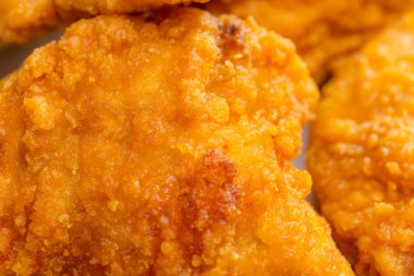 Crispy fried chicken drumstick dish