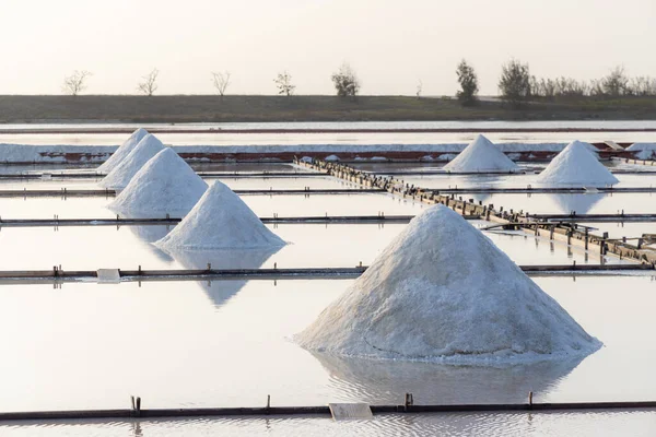 Jingzaijiao Tile Paved Salt Fields Tainan Taiwan — Stockfoto