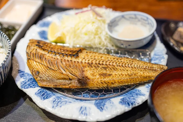 Restaurante Japonés Plato Pescado Parrilla —  Fotos de Stock
