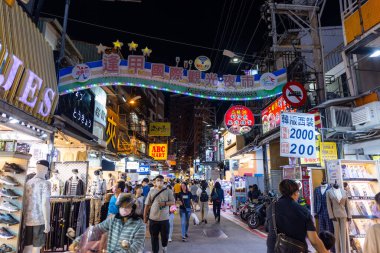 Taichung, Tayvan - 26 Ekim 2022: Tayvan 'daki Fengjia Gece Pazarı