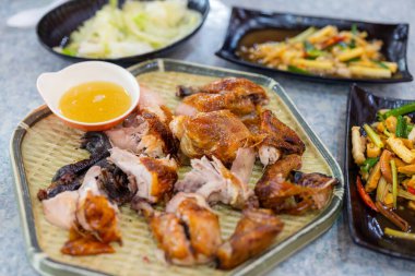 Izgara tavuk yemeği.