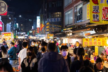 Keelung, Tayvan - 09 Mart 2023: Tayvan 'daki Keelung Gece Pazarı
