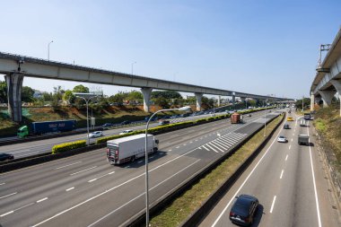 New Taipei, Tayvan - 14 Kasım 2022: New Taipei şehrinde Linkou otoyolu