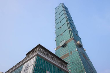 Tayvan Taipei 101 kulesinin alçak açısı