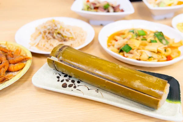 Тайваньское Блюдо Бамбуковым Рисом — стоковое фото