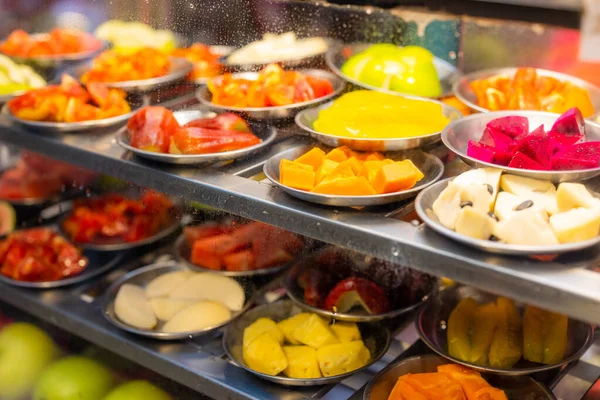 Verscheidenheid Van Het Fruit Lokale Levensmiddelenwinkel Straatmarkt — Stockfoto