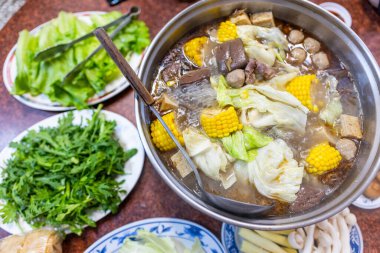 Tayvan mutfağı zencefilli ördek çorbası sıcak demlik