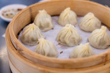 Çin yemeği xiao long bao buğulanmış çorba köftesi