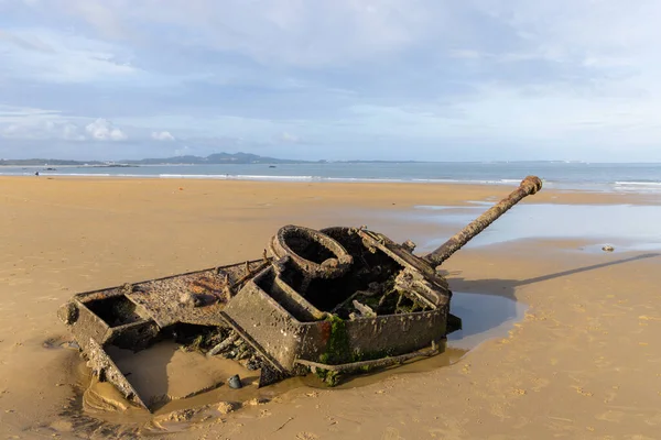 Char Militaire Abandonné M18 Hellcat Sur Oucuo Beach Kinmen Island — Photo