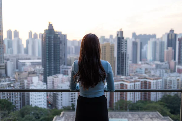 stock image Woman enjoy the city view in Hong Kong