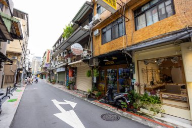 Taipei, Tayvan - 11 Nisan 2023: Taipei 'de Chifeng Caddesi