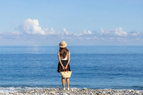 Woman Stand Front Sea Beach — Stock Photo, Image