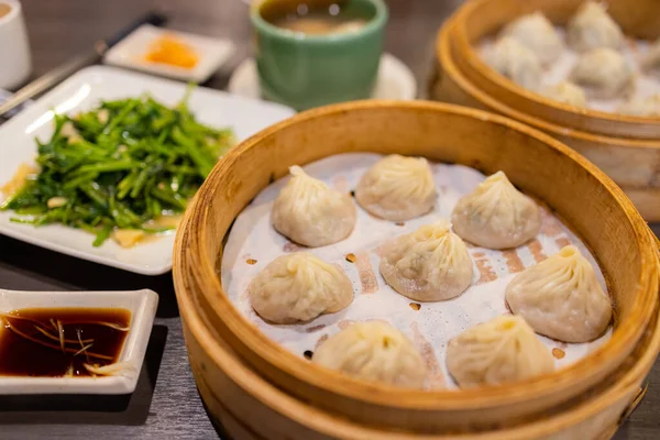Chinese Style Steamed Soup Bun Restaurant — Stockfoto