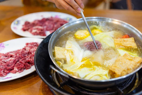 Snijd Van Vers Rauw Rundvlees Hot Pot Taiwan — Stockfoto