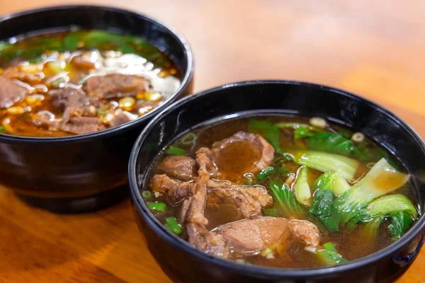 Traditional Taiwanese Braised Beef Noodles — Stok fotoğraf