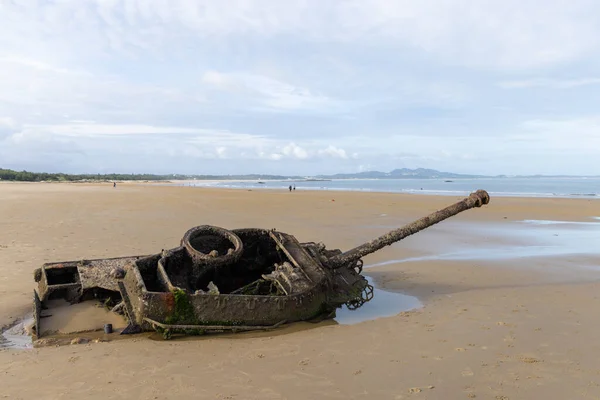 Abandoned Army Tank M18 Hellcat Oucuo Beach Kinmen Island —  Fotos de Stock