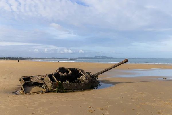Abandoned Army Tank M18 Hellcat Oucuo Beach Kinmen Island — Stockfoto