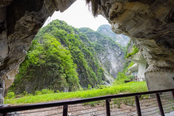 Пешеходная Тропа Ущелье Тароко Тайване — стоковое фото