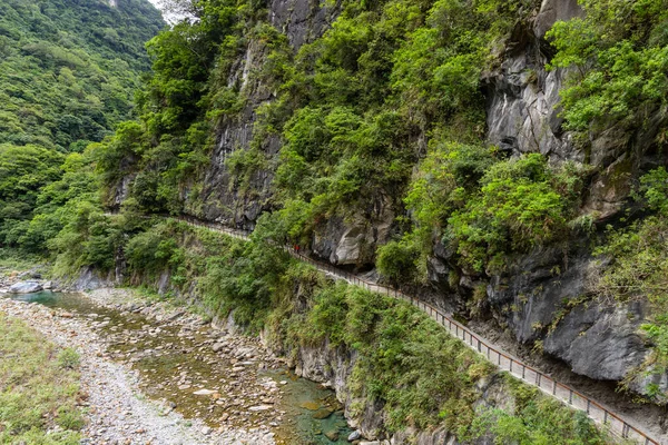 Όμορφη Διαδρομή Πεζοπορίας Στο Hualien Taroko Φαράγγι Shakadang — Φωτογραφία Αρχείου