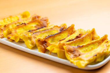 Lezzetli Japon ızgara köfteleri.